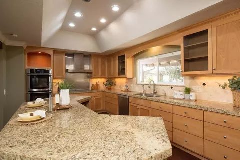 Kitchen - 1842 E Taylor Rd, Ceres, CA 95307 photo 3 of 10