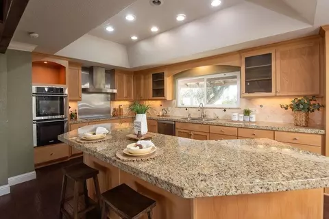 Kitchen - 1842 E Taylor Rd, Ceres, CA 95307 photo 2 of 10