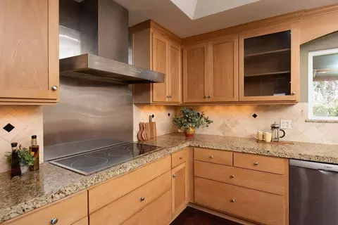 Kitchen - 1842 E Taylor Rd, Ceres, CA 95307 photo 8 of 10