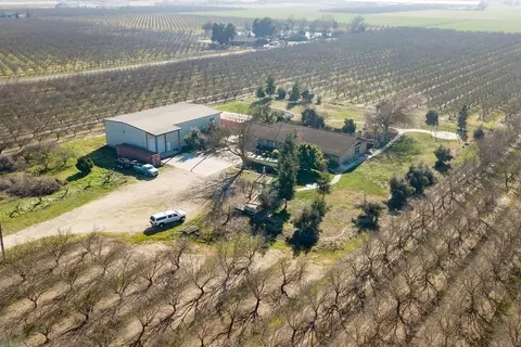 View/Area - 1842 E Taylor Rd, Ceres, CA 95307 photo 6 of 7
