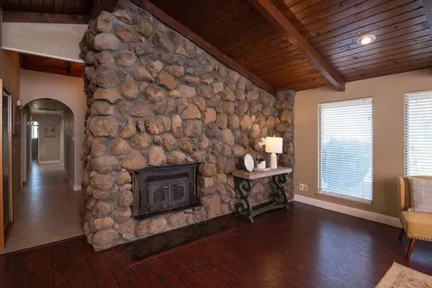 Entry Way - 1842 E Taylor Rd, Ceres, CA 95307 photo 2 of 2