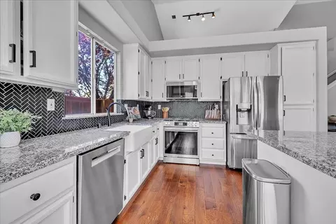 Kitchen - 5319 Quane Ct, Rocklin, CA 95765 photo 3 of 3