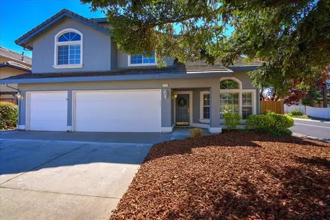 Exterior - 5319 Quane Ct, Rocklin, CA 95765 photo 1 of 8