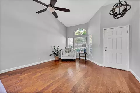Entry Way - 5319 Quane Ct, Rocklin, CA 95765 photo 3 of 6