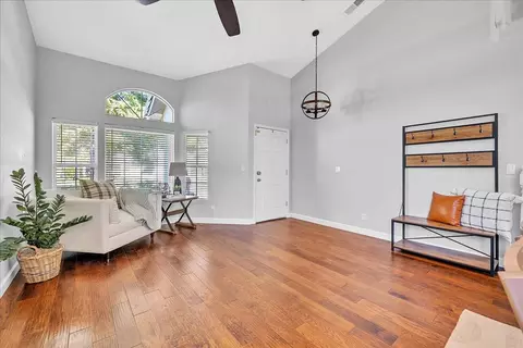 Entry Way - 5319 Quane Ct, Rocklin, CA 95765 photo 2 of 6