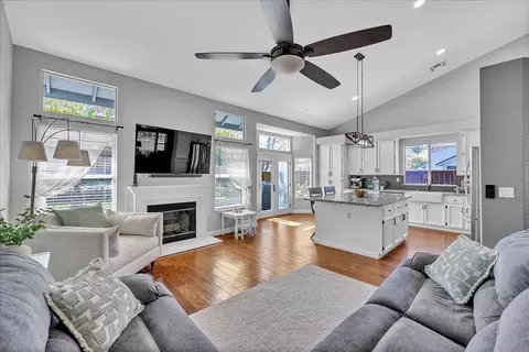 Entry Way - 5319 Quane Ct, Rocklin, CA 95765 photo 4 of 6