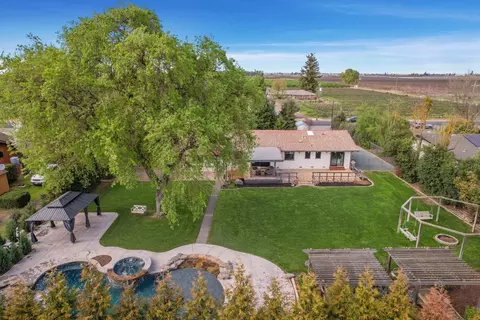 8510 E Kettleman Ln, Lodi, CA 95240 photo 19