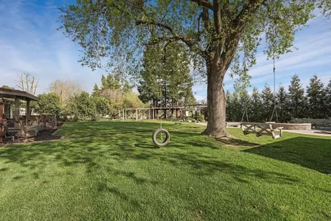 8510 E Kettleman Ln, Lodi, CA 95240 photo 24