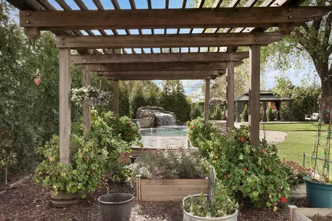 8510 E Kettleman Ln, Lodi, CA 95240 photo 34