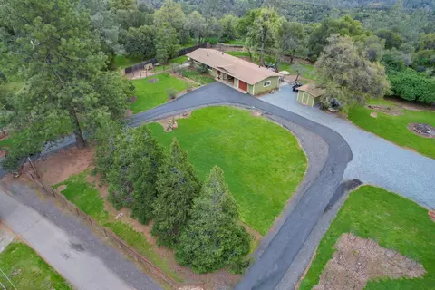 1051 Harris Rd, Placerville, CA 95667 photo 2