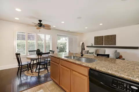 4720 Olive Oak Way, Carmichael, CA 95608 photo 24