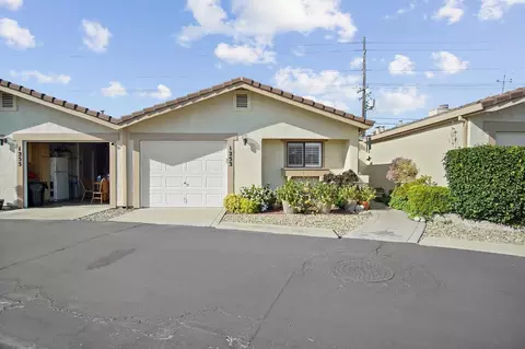 1253 Trinity Way, Turlock, CA 95382 photo 2