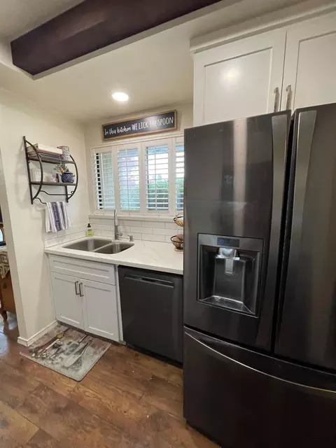 651 Shadowview Ct, Turlock, CA 95382 photo 12