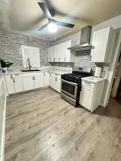 Kitchen - 2203 6th St, Ceres, CA 95307 photo 2 of 3
