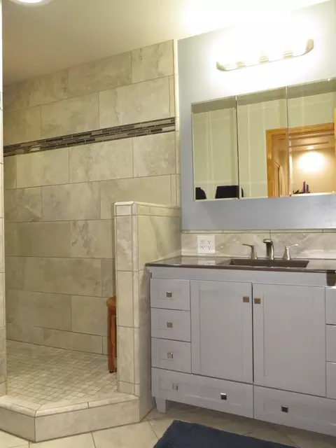 Bath - 395 Alpine Dr, Colfax, CA 95713 photo 1 of 5