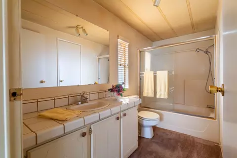 Bath - 1500 Held Dr #7, Modesto, CA 95355 photo 1 of 2