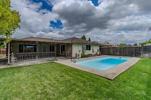1000 Windsor Dr, Lodi, CA 95240 photo 7