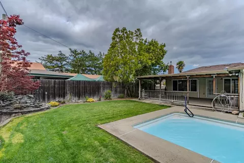 1000 Windsor Dr, Lodi, CA 95240 photo 9