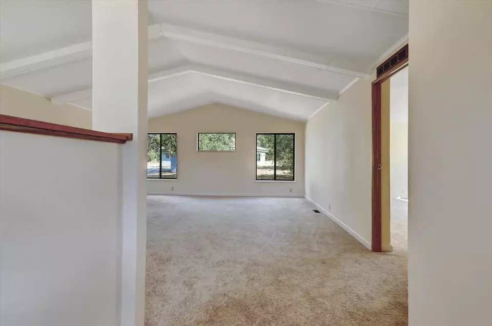 Living - 13807 Bluebird Way, Oregon House, CA 95962 photo 3 of 10