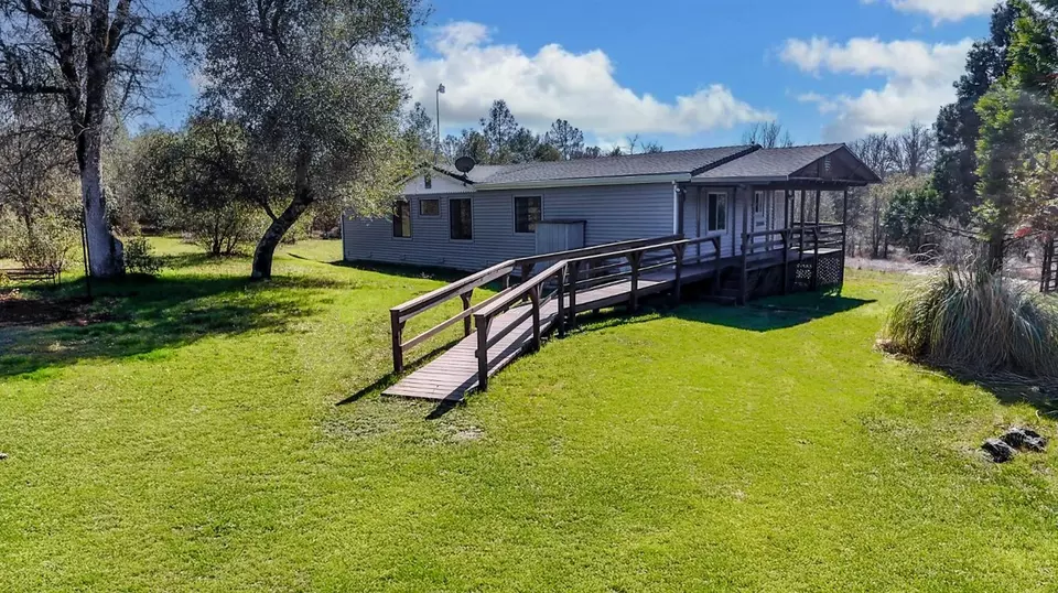 Exterior - 13807 Bluebird Way, Oregon House, CA 95962 photo 1 of 9