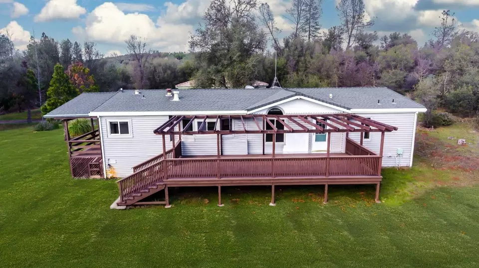 Exterior - 13807 Bluebird Way, Oregon House, CA 95962 photo 8 of 9
