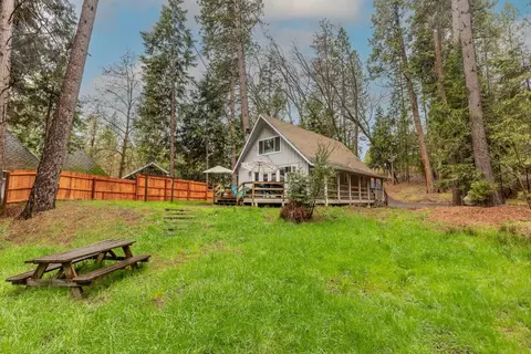 Exterior - 22447 Colorado River Dr, Sonora, CA 95370 photo 5 of 10