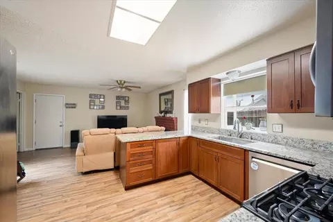 2433 Pinnacles Dr, Rocklin, CA 95677 photo 9