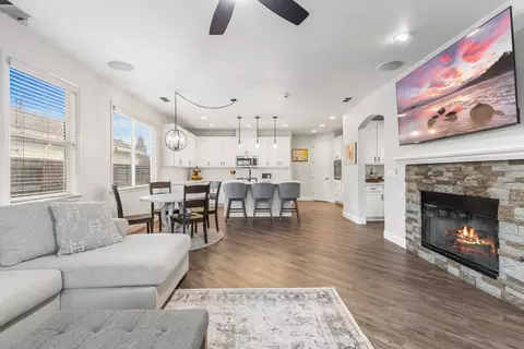 397 John Kamps Way, Ripon, CA 95366 photo 15
