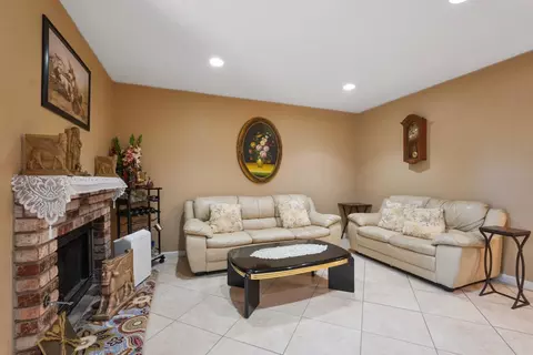 Living - 3058 Andre Ln, Turlock, CA 95382 photo 1 of 1