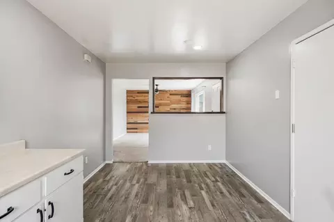 Living - 625 Blanche Ct, Manteca, CA 95336 photo 3 of 3