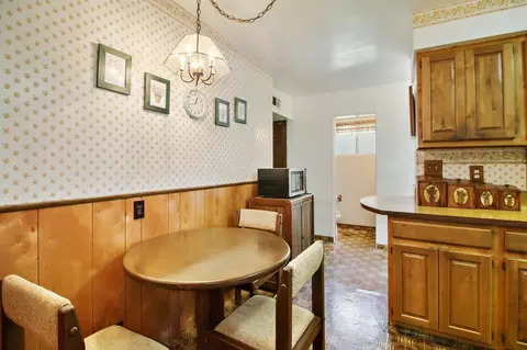 Dining - 5037 San Marque Cir, Carmichael, CA 95608 photo 4 of 4