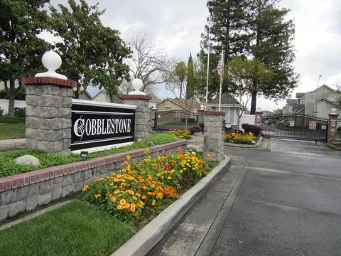 2824 Quarry Stone St, Modesto, CA 95355 photo 2