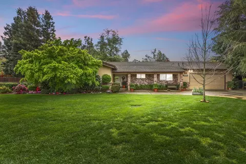 17552 E Front St, Linden, CA 95236 photo 1