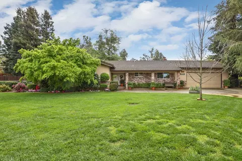 Exterior - 17552 E Front St, Linden, CA 95236 photo 4 of 23