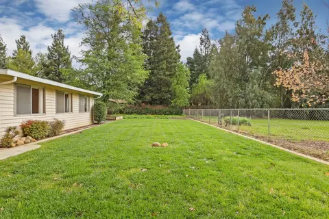 Exterior - 17552 E Front St, Linden, CA 95236 photo 9 of 23