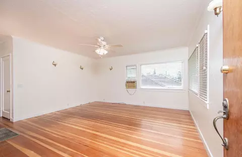 Living - 916 N Main St, Jackson, CA 95642 photo 1 of 5