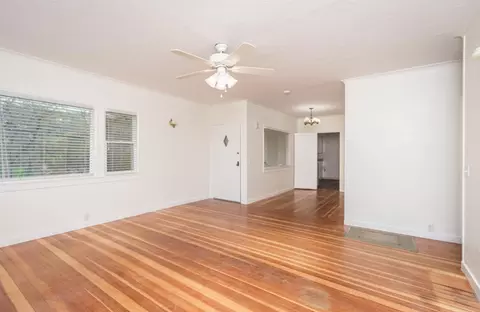 Living - 916 N Main St, Jackson, CA 95642 photo 5 of 5