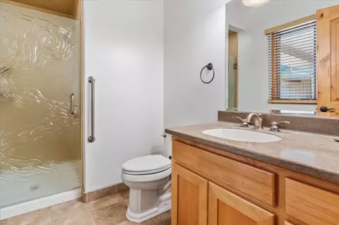 8908 Lakeside Dr, Mountain Ranch, CA 95246 photo 22