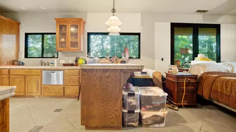 5786 E Collier Rd, Acampo, CA 95220 photo 8