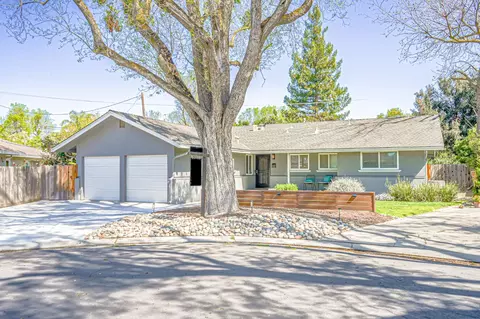 1022 Thoreau Ct, Modesto, CA 95350 photo 3
