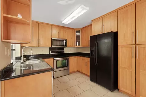 203 Babbling Brook Way, Pittsburg, CA 94565 photo 17