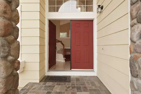 203 Babbling Brook Way, Pittsburg, CA 94565 photo 4