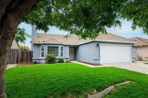 2721 Amadeus Dr, Modesto, CA 95358 photo 1