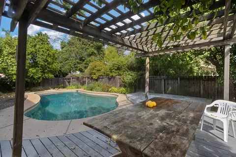 1420 Camphor Ln, Davis, CA 95618 photo 24