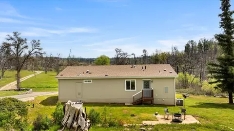 20586 Meyer Rd, Grass Valley, CA 95945 photo 5