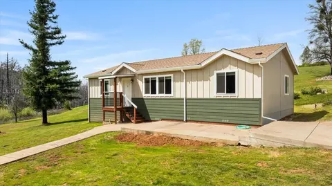 20586 Meyer Rd, Grass Valley, CA 95945 photo 3