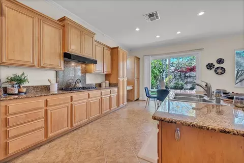 813 Bluestone Cir, Folsom, CA 95630 photo 13