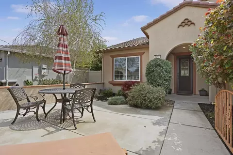 1466 Arbor Brook Dr, Manteca, CA 95336 photo 2