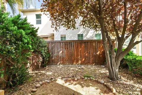 1665 Sparrowhawk, Manteca, CA 95337 photo 8