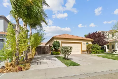 1665 Sparrowhawk, Manteca, CA 95337 photo 3